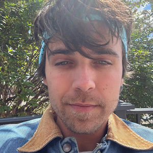 Meet your Posher, Collin